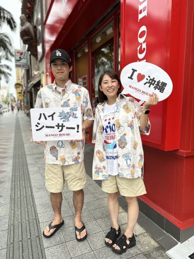 お酒柄かりゆしウェアのペアルックに挑戦♪